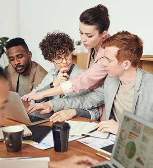 Experts en solutions SaaS, IA et transformation digitale pour entreprises globales